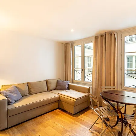 Guestready - Cozy Apt In The Heart Of * Parigi